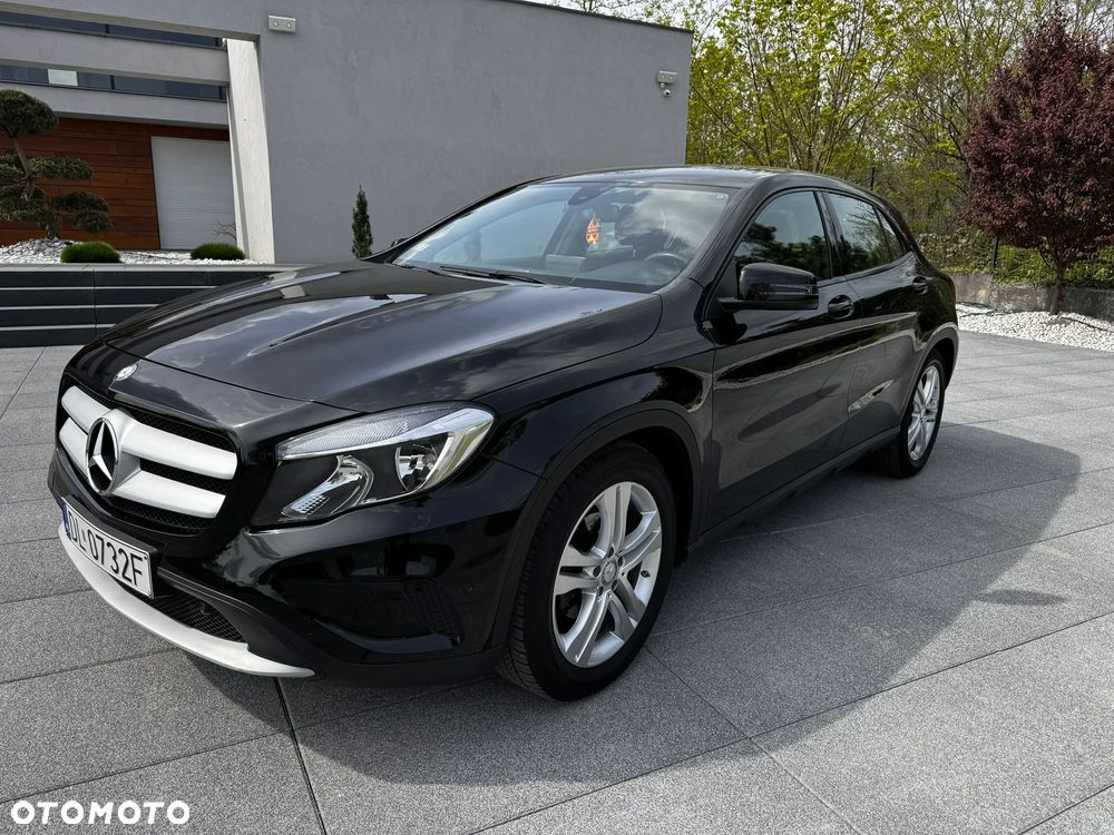 Mercedes - Benz GLA