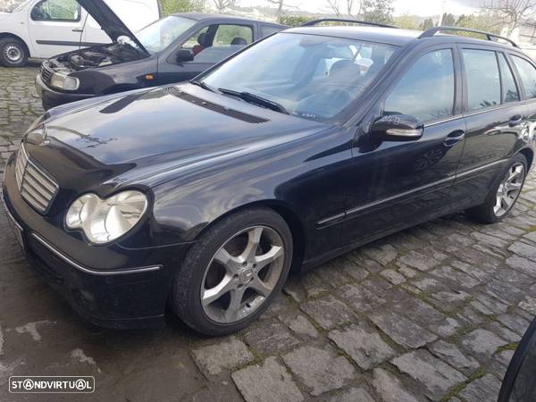 Mercedes Benz W203 C220 SW 2007 para peças - 1