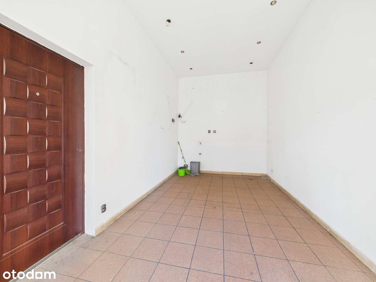 Lokal 21,5m Będzin Piłsudskiego 20 Super Lokalizacja w Ścisłym Centrum-3