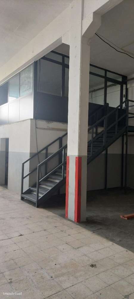 Armazém para arrendar no Cacém - Sintra - Grande imagem: 4/21