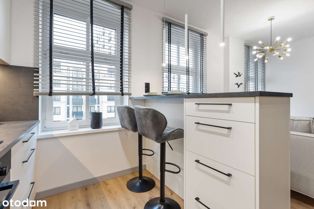 Piękne 2 pokojowe mieszkanie/ Garderoba/ Bezpośrednio