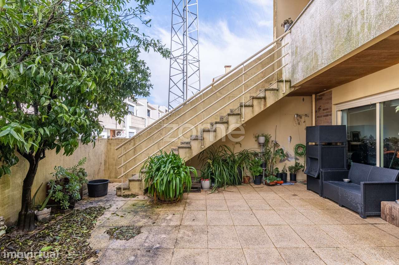 Moradia T4 com Suíte em Dume-29