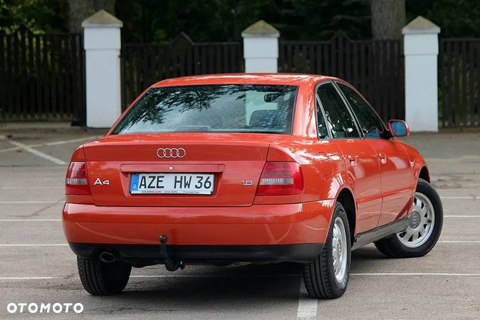 Audi A4 1.8 - 21