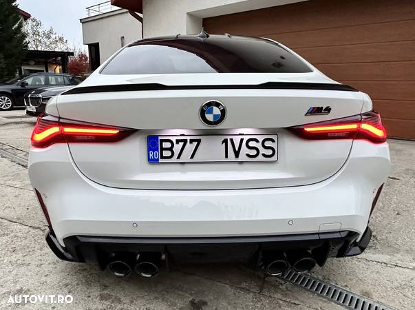 BMW M4 Competition - 5