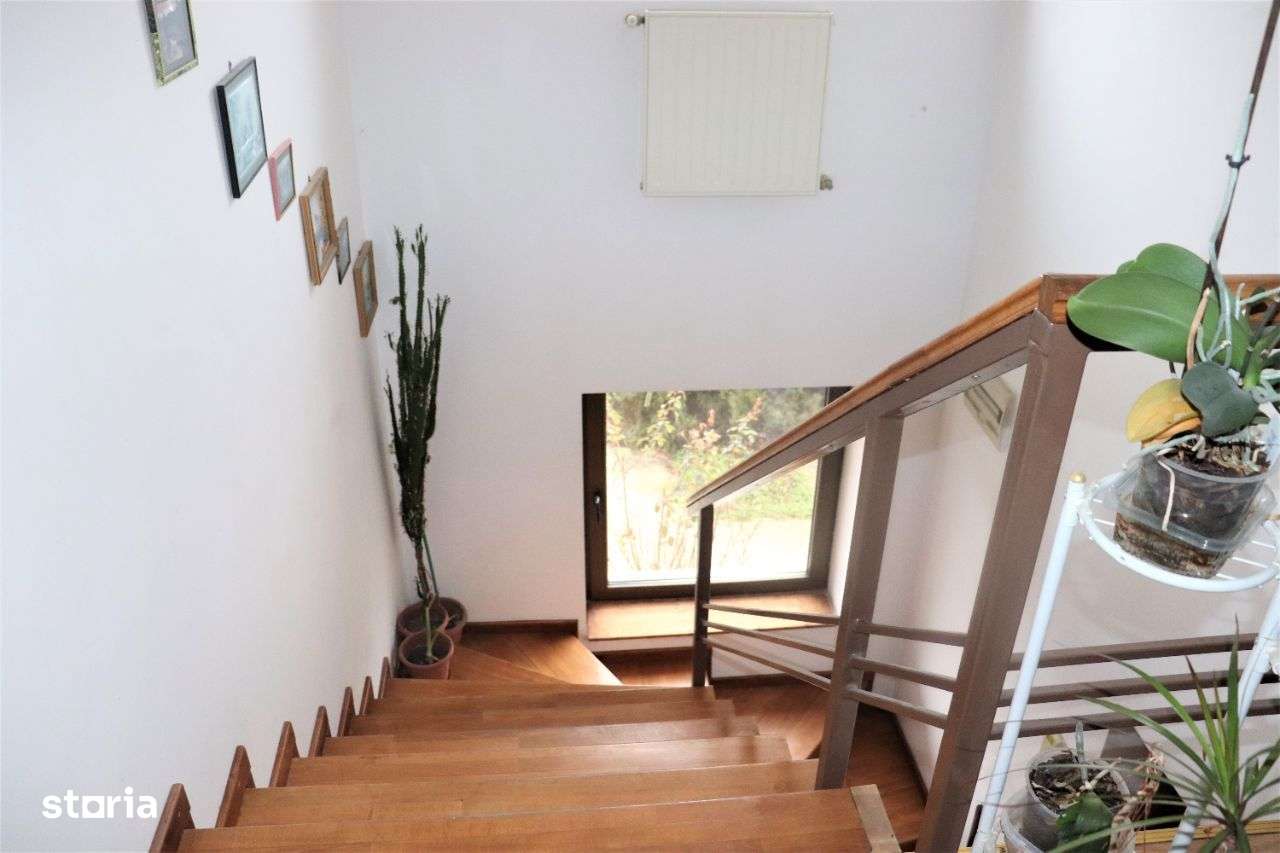 Vilă 5 camere | Garaj & beci |Teren 1845mp ,Magurele-Varteju,jud.Ilfov - Imagine principală: 5/19