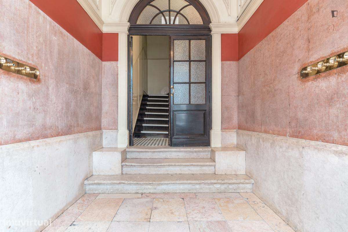 Quarto - localizado em Avenida da Liberdade Lisbon - Grande imagem: 4/10