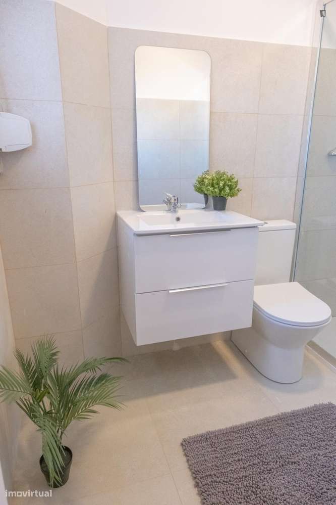 Quarto - localizado em Roma-Areeiro Lisbon - Grande imagem: 5/12