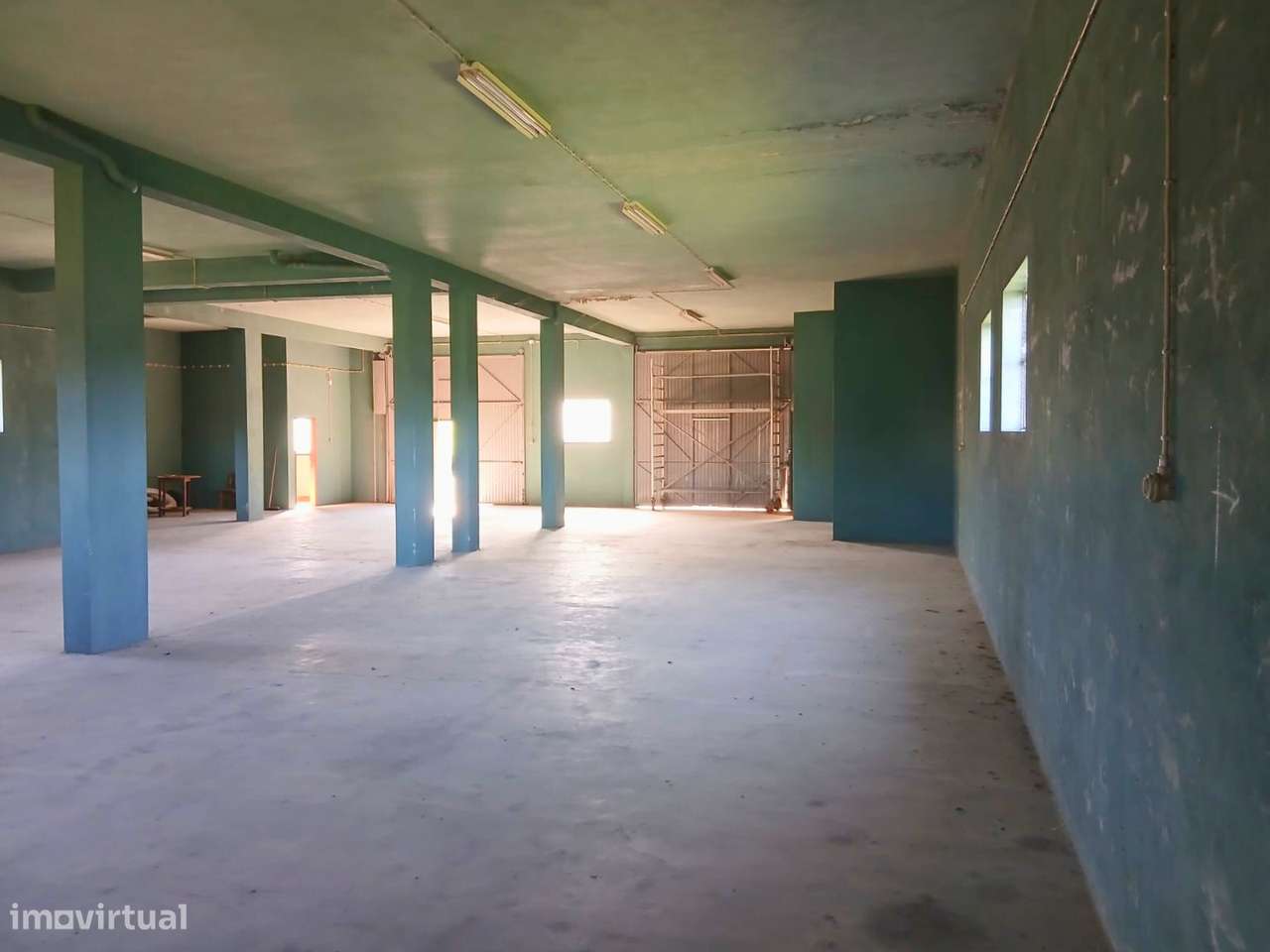 Prédio em Trêmes-9