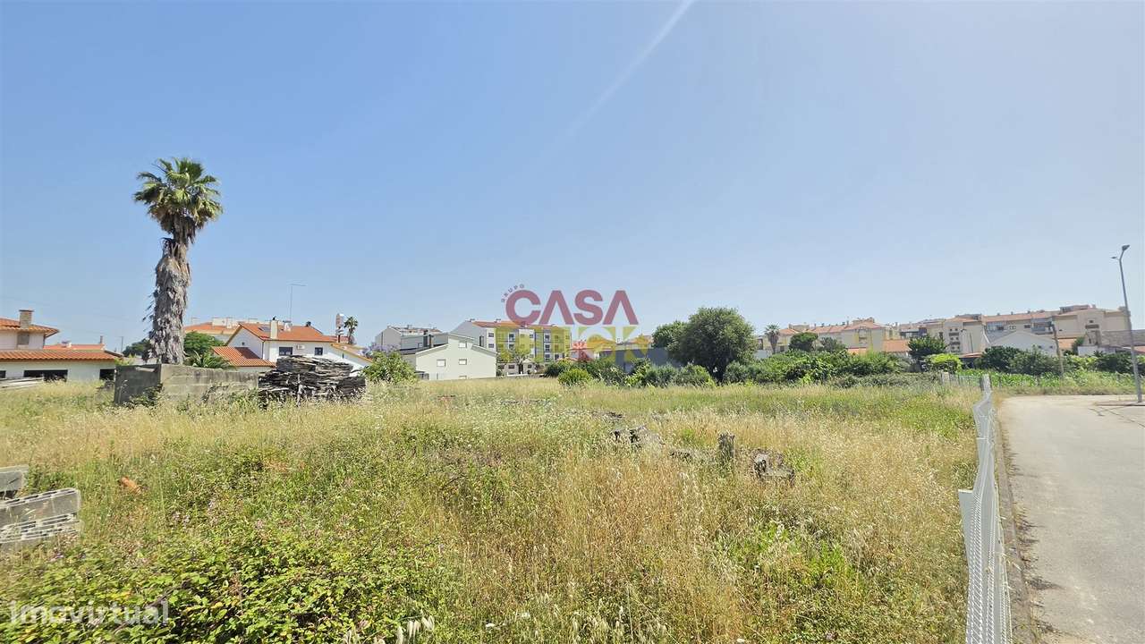 Terreno Para Construção T3 Venda em Nossa Senhora de Fátima,Entroncame-10