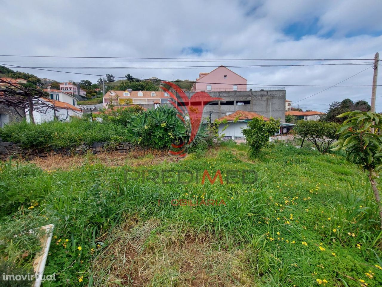 Terreno para construção de 1 ou 2 moradias - Moinhos Caniço