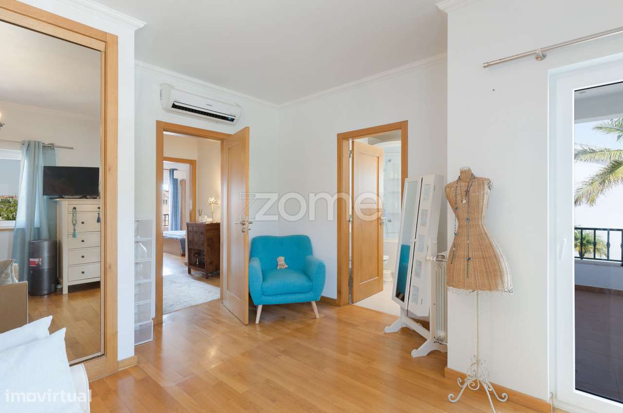 Moradia T4+1, com piscina-42