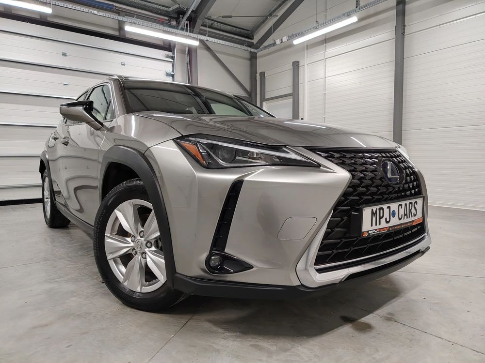 Lexus UX 250h Elegance 2WD 2021