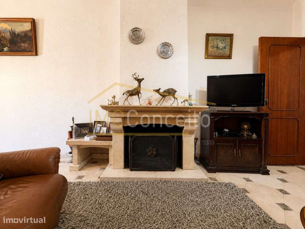 Moradia T3 em Porto Mendo - Tomar-25