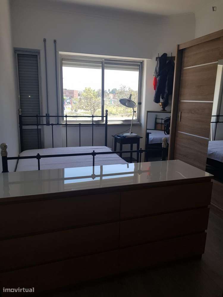 Apartamento com 1 quartos - localizado em Seixal - Grande imagem: 5/10
