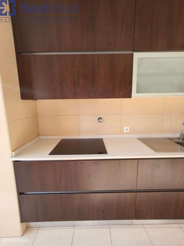 T4 com 186 m2 + Terraço com 186 m2 - Junto ao Centro-20