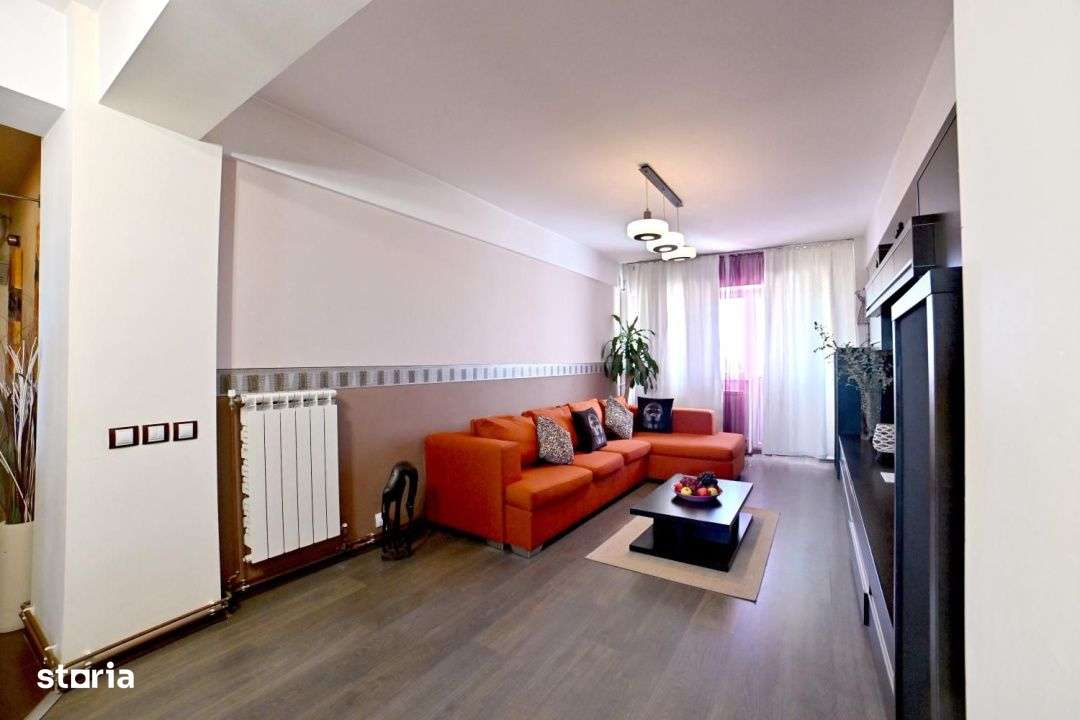Apartament de Vanzare, Suprafata generoasa -  complet utilat/mobilat, - Imagine principală: 3/16