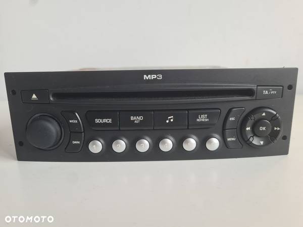 Radio CD mp3 Citroen C2 C3 C4 C5 Berlingo Jumpy  VIN - 1