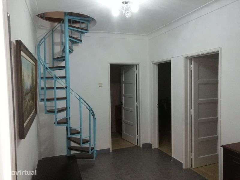 T2+1 com Charme e Lareira – A 1 Minuto da Estação do Entroncamento - Grande imagem: 4/8