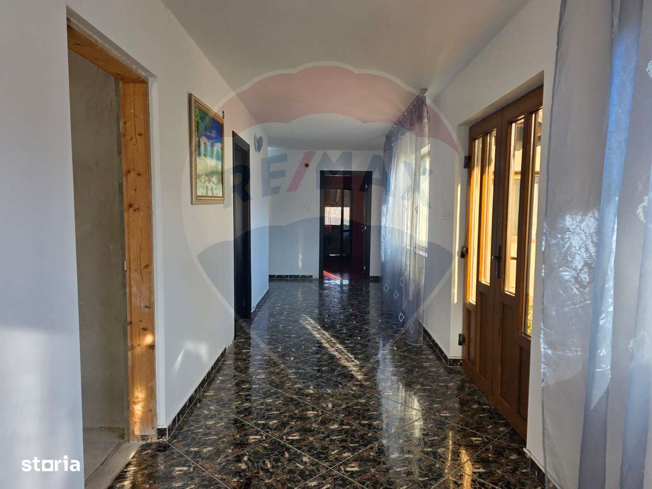 De vanzare casa solida cu teren generos si acces facil Lespezi Bacau-0