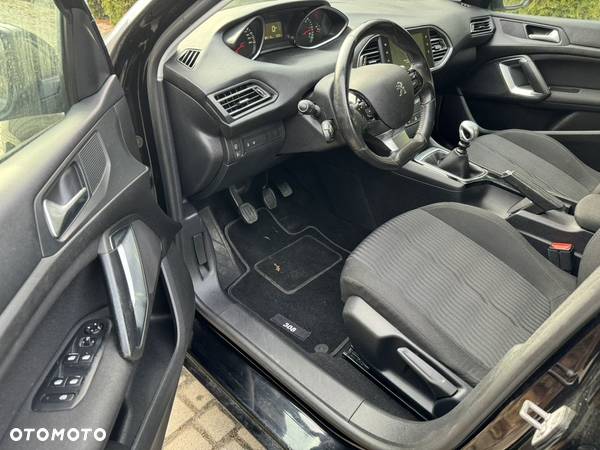 Peugeot 308 SW 1.6 BlueHDi Active S&S - 8