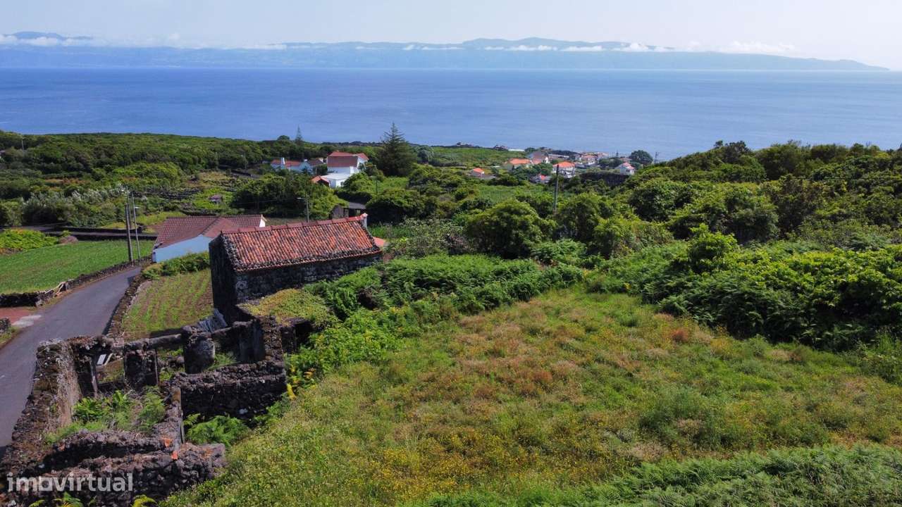 Ruína com Potencial Turístico e Vistas Deslumbrantes na Ilha do Pico-5
