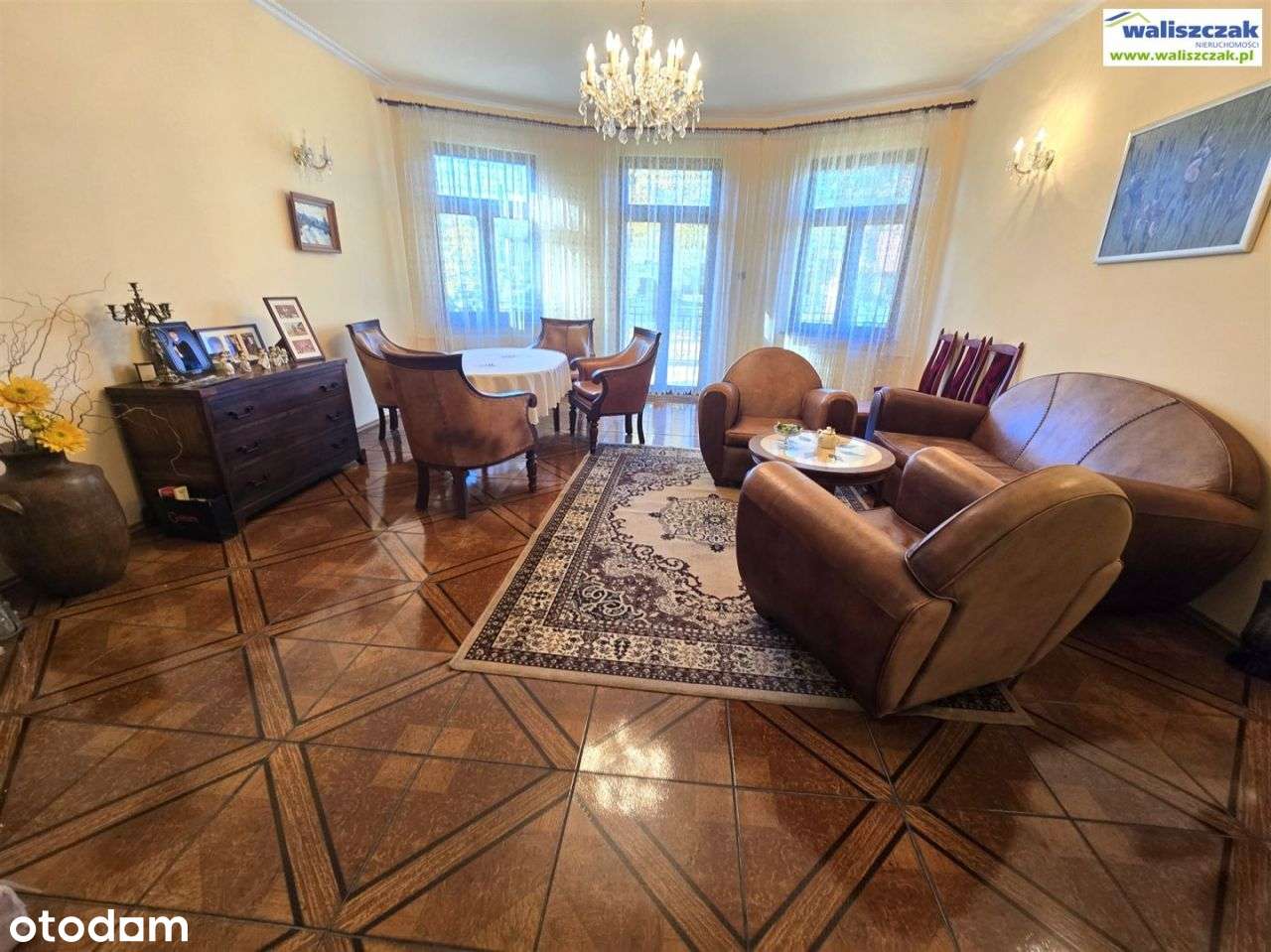 Dom, 300 m², Poniatów-8