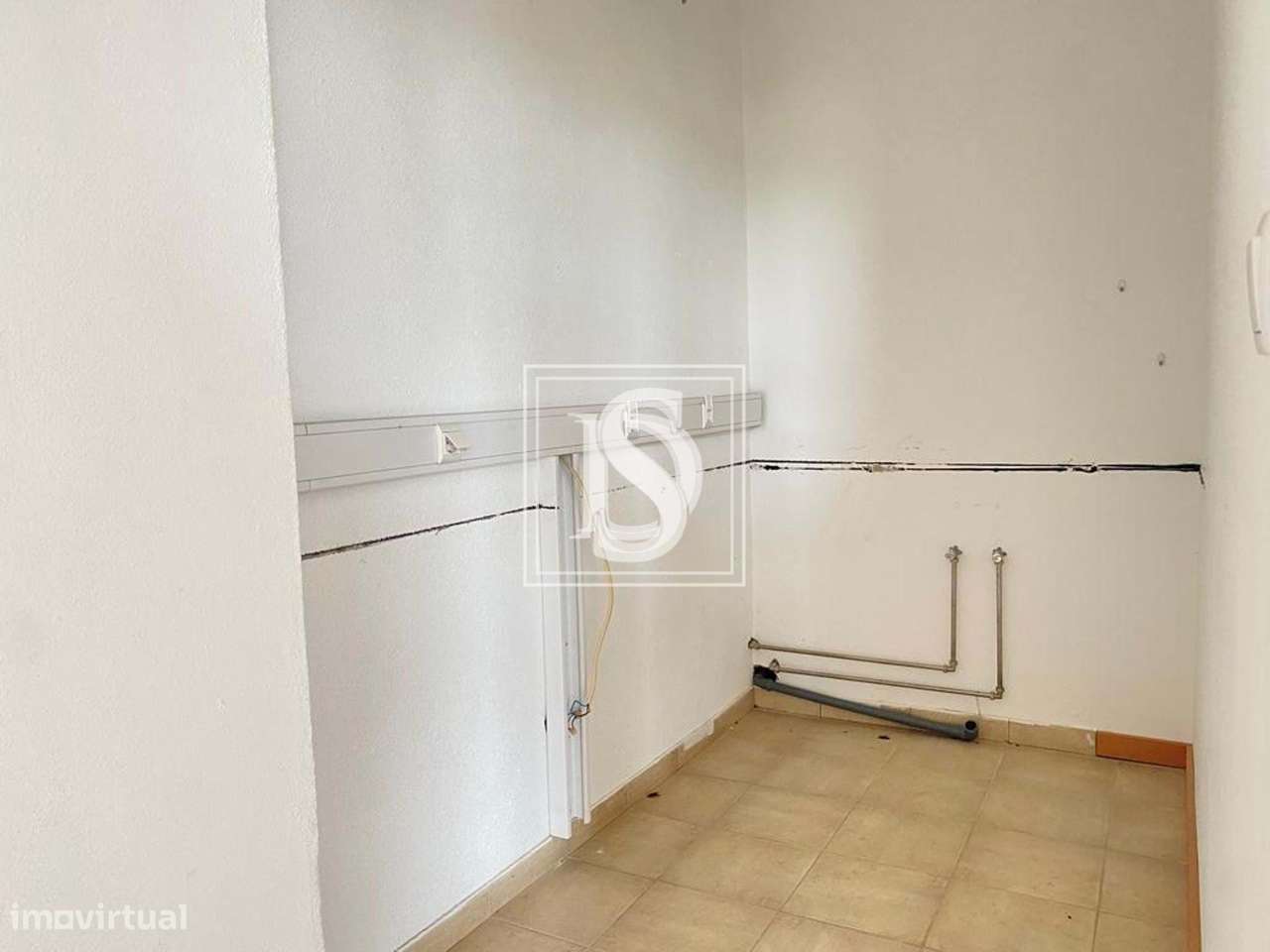 Loja T0 em Moita - Grande imagem: 5/5