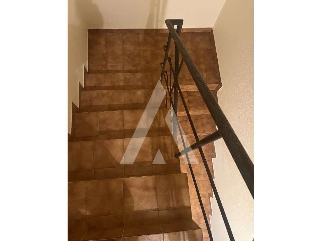 Moradia T4 + T1 com Terreno de 7.800 m² no Cadaval - Vista para a S...-32