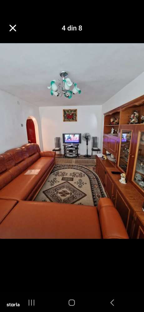 3 SEMI CRAIOVITA NOUA  PRET 77 000 EURO NEGOCIABIL - Imagine principală: 1/8