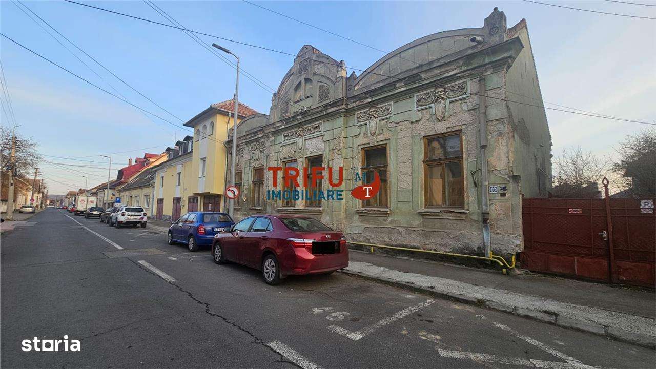 Casa din Perioada Interbelica in Alba Iulia - Imagine principală: 2/7
