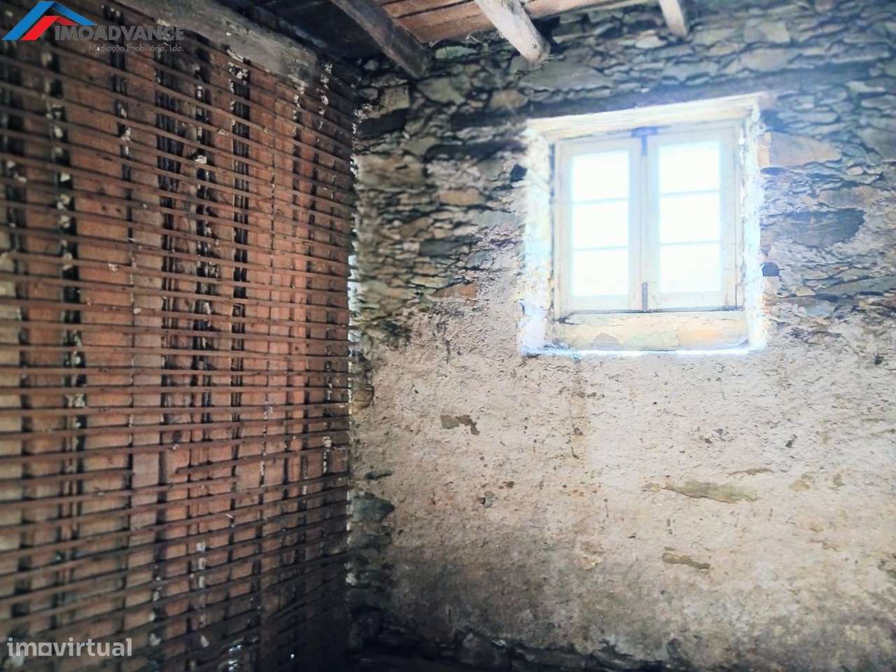 Casa para Recuperar com Terreno e Lagar em Lorvão, Penacova, Coimbra-24