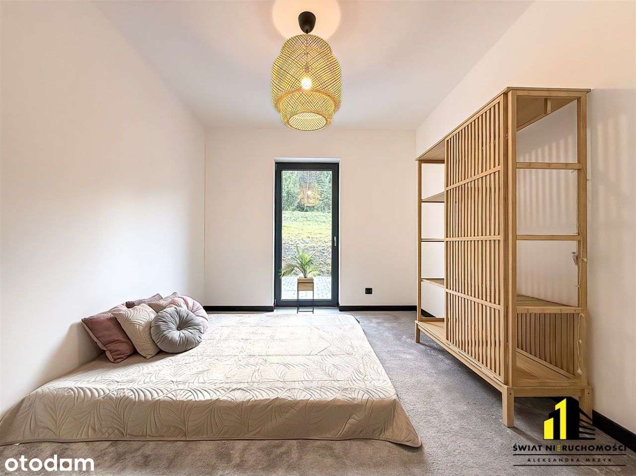 Nowoczesny dom parterowy w malowniczej Istebnej.-12