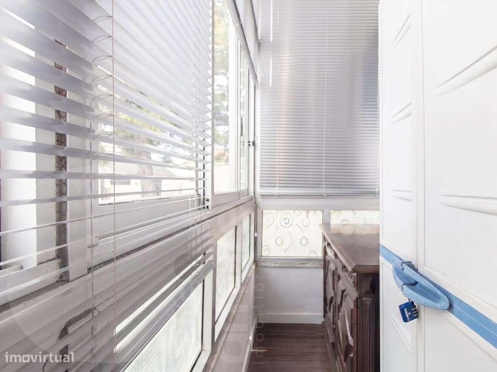 Apartamento T2 cozinha equipada | remodelado | Cruz de Pau, Seixal-14