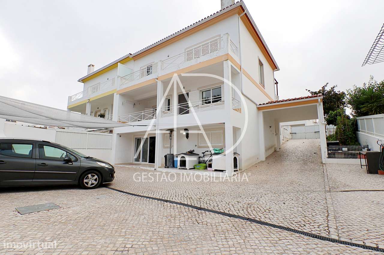 Moradia T3+2 em Sesimbra (Castelo)-25
