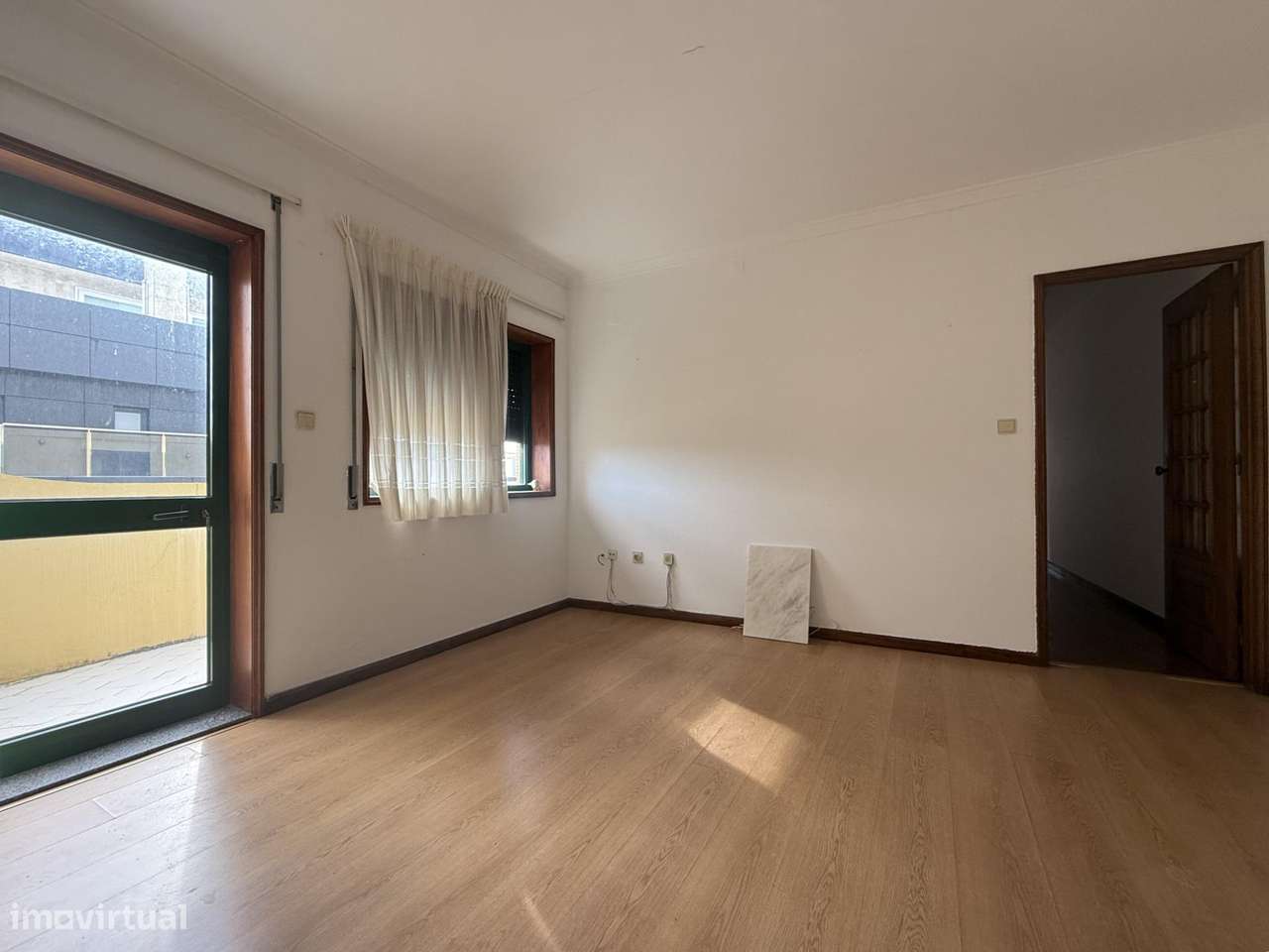 Apartamento T4 Duplex - Avenida dos Banhos (1ª Linha Mar)-15