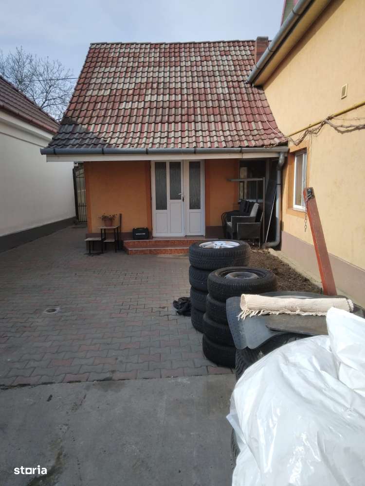 Casă în Ioșia P+M cu 4 camere, bucătărie, baie - Imagine principală: 4/20