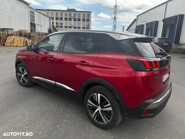 Peugeot 3008 1.2 PureTech Turbo S&S EAT6 Allure - 15