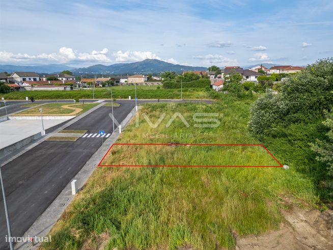 Lote de Terreno  Venda em Loureira,Vila Verde-1