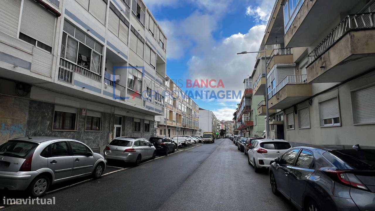 T3 com 93 m2 em Algueirão-Mem Martins - Grande imagem: 2/15