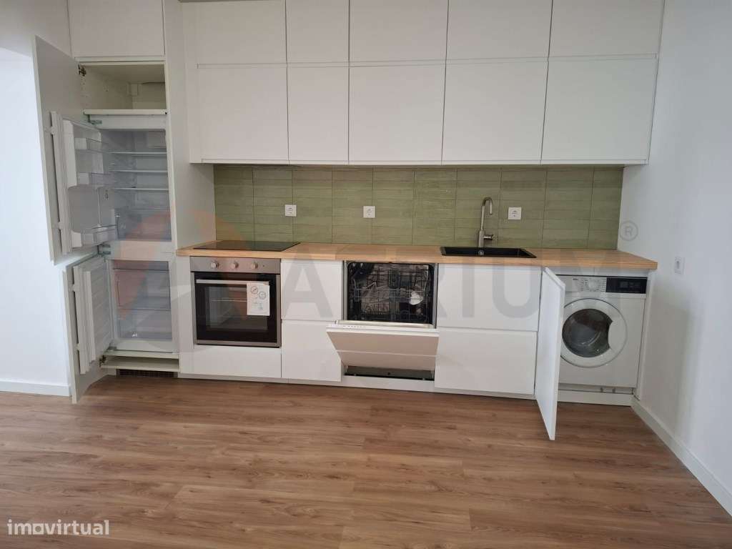 Apresento-lhe este magnífico apartamento, localizado no coração de ...-3