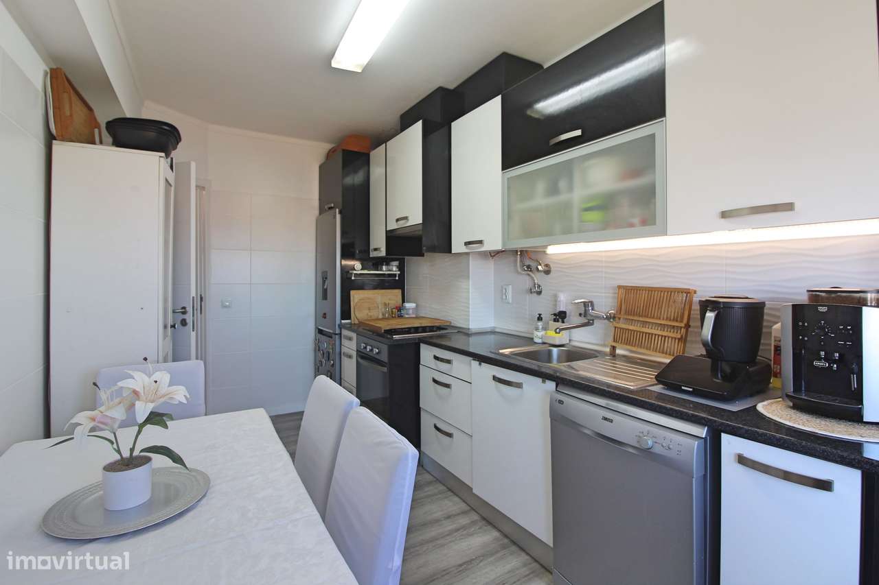 Apartamento T3 em Caldas da Rainha-0