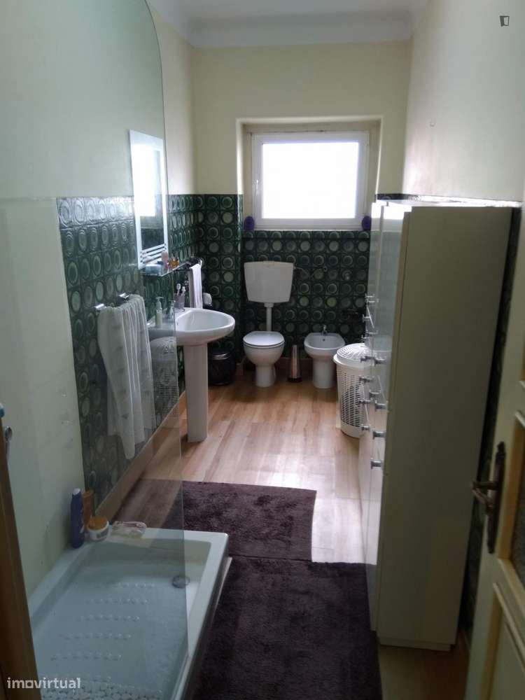 Quarto - localizado em Alvalade Lisbon - Grande imagem: 2/3