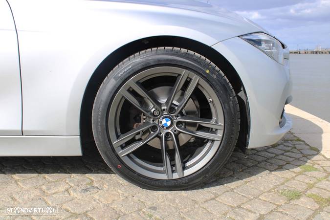 BMW 318 d Touring Advantage Auto - 33