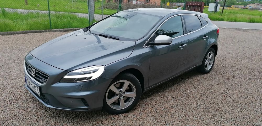 Volvo V40 II T3 Drive-E R-Design Momentum 2019