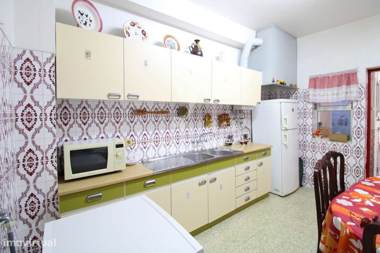 Apartamento T2 em Faro com garagem em Box - Grande imagem: 2/17