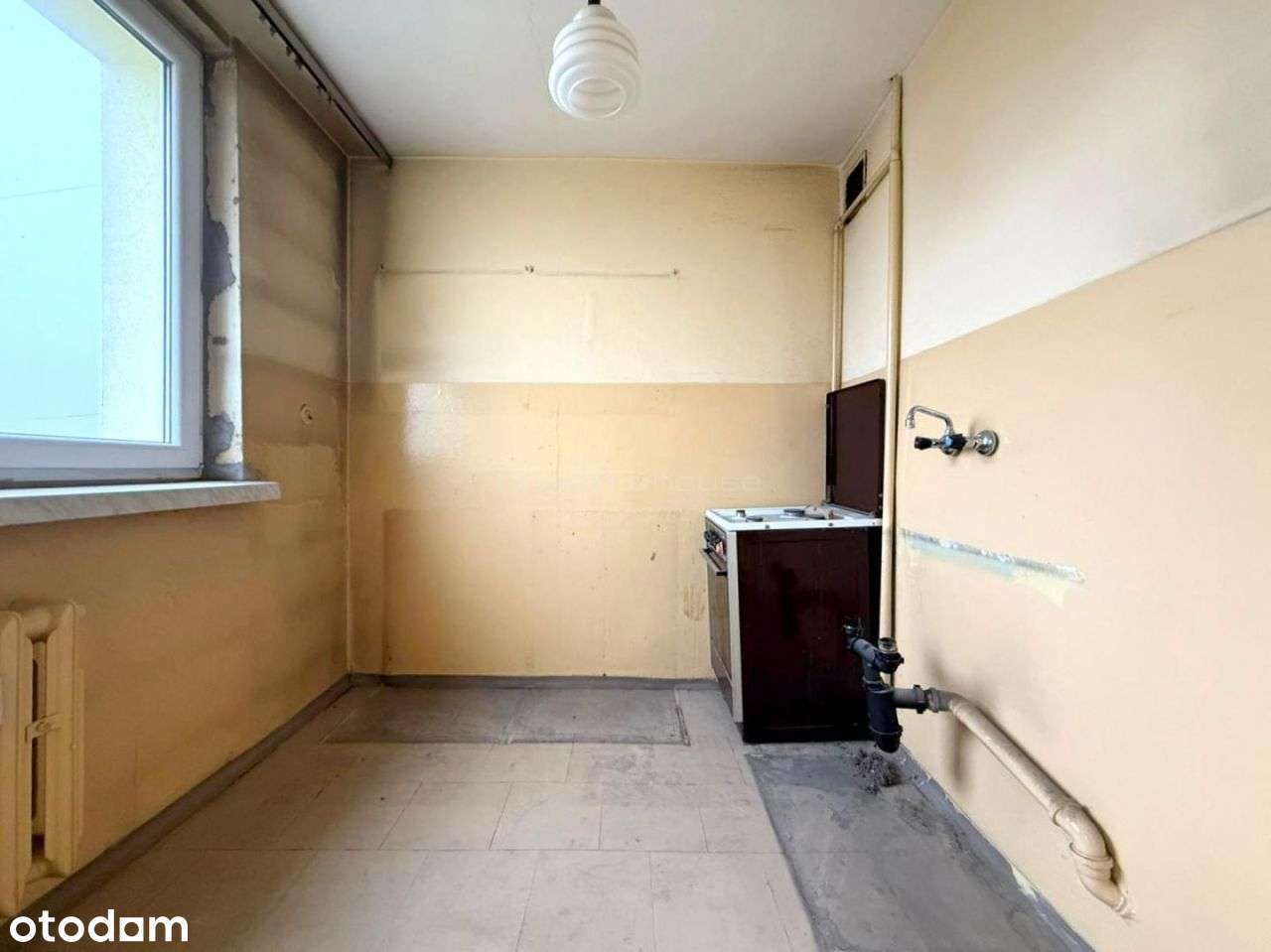 Kawalerka w ocieplonym bloku Zabrze ul.Wolności-5