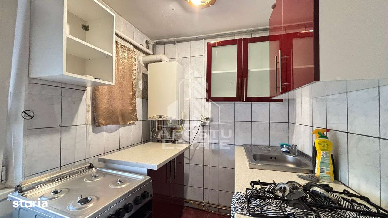 Apartament cu 3 camere in zona Sagului, centrala termica si ac - Imagine principală: 4/8