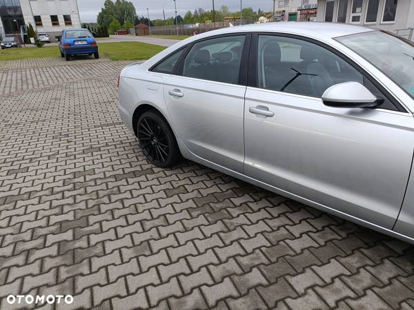 Audi A6 - 4