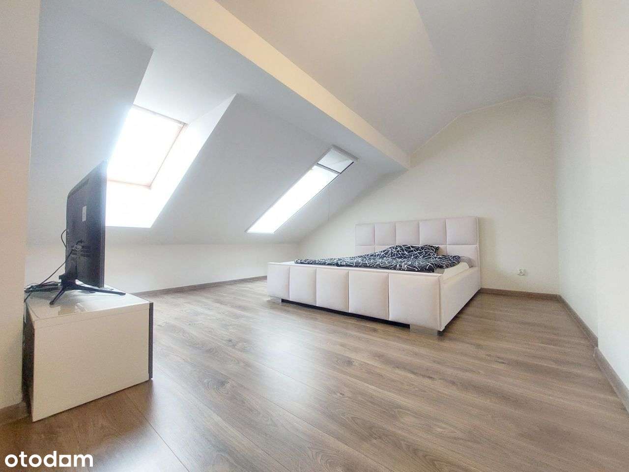 2-poziomowe , apartament , miejsce garażowe w hali-5