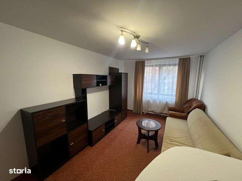 Inchiriere apartament 3 camere - Imagine principală: 5/8